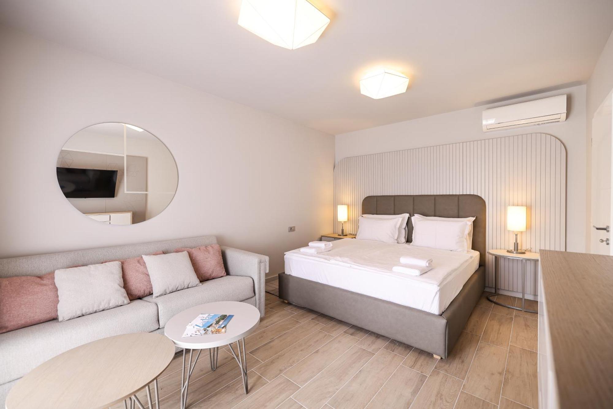 Arsenal Lofts Apartment Zadar Exterior photo